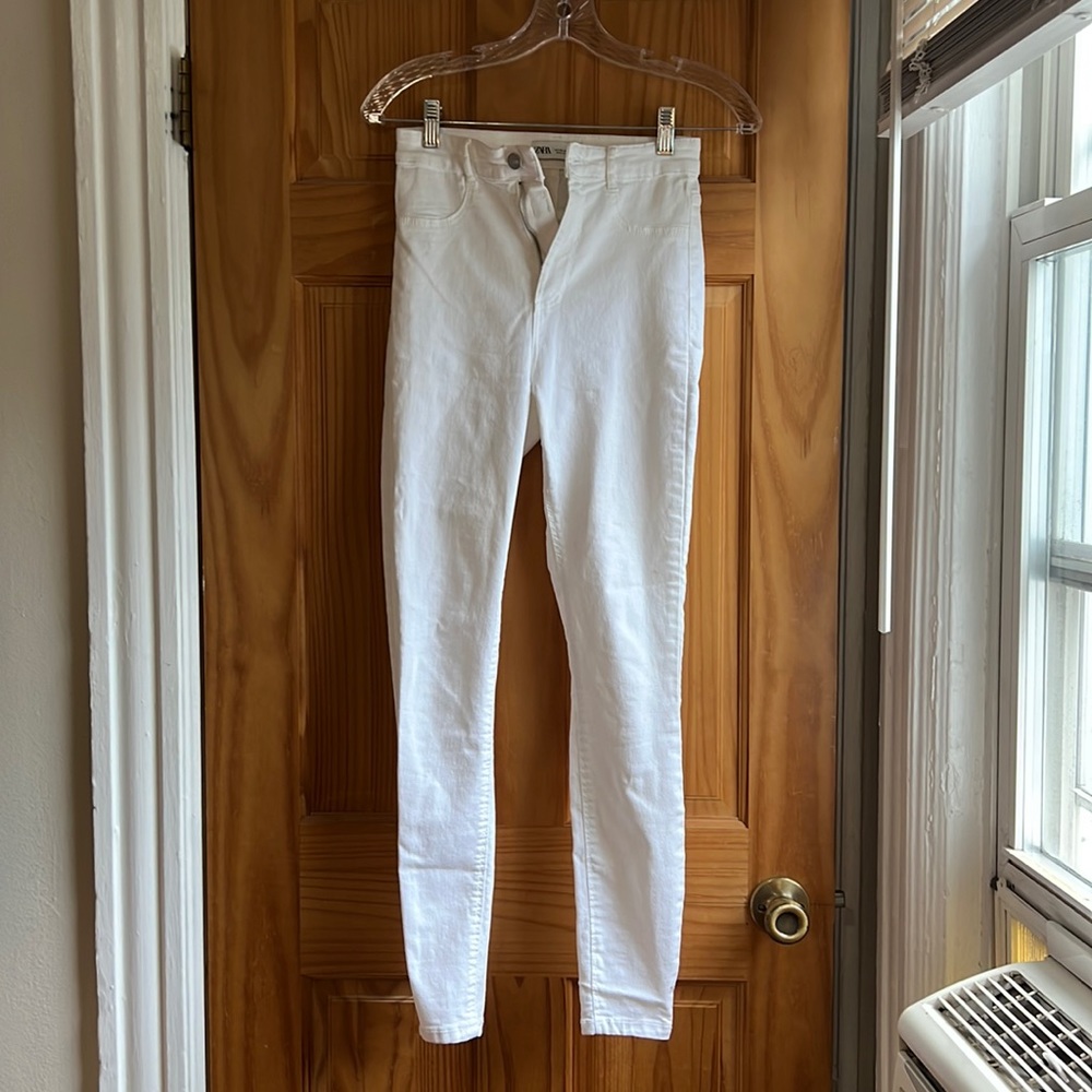 Zara White Jeans size 4